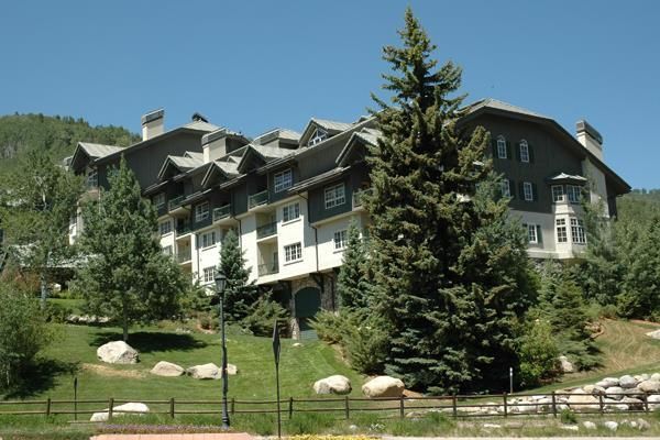 THE BORDERS LODGE BY WESTERN SEASONS (Avon)